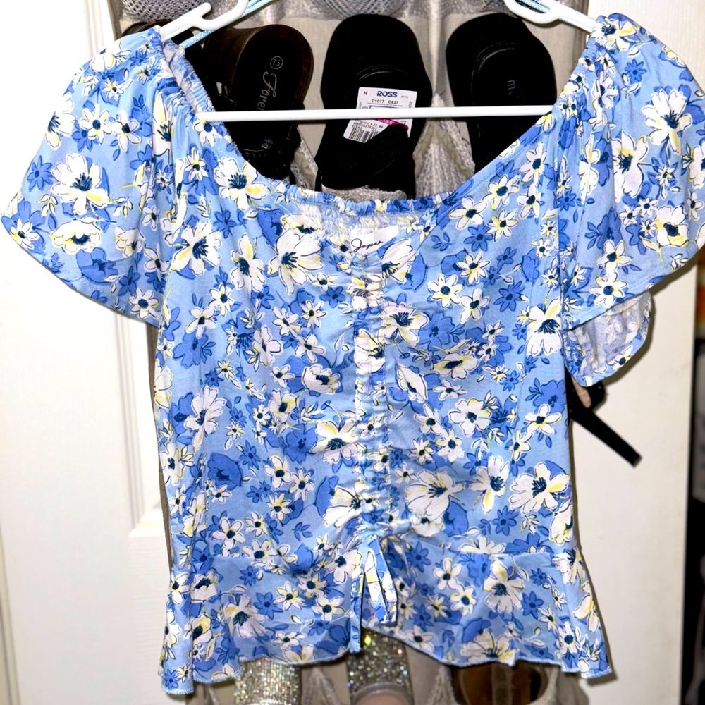 Japna Floral Cropped Blouse